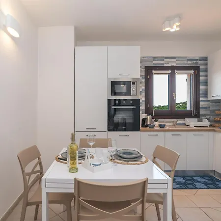 Bilo Elena Apartment *